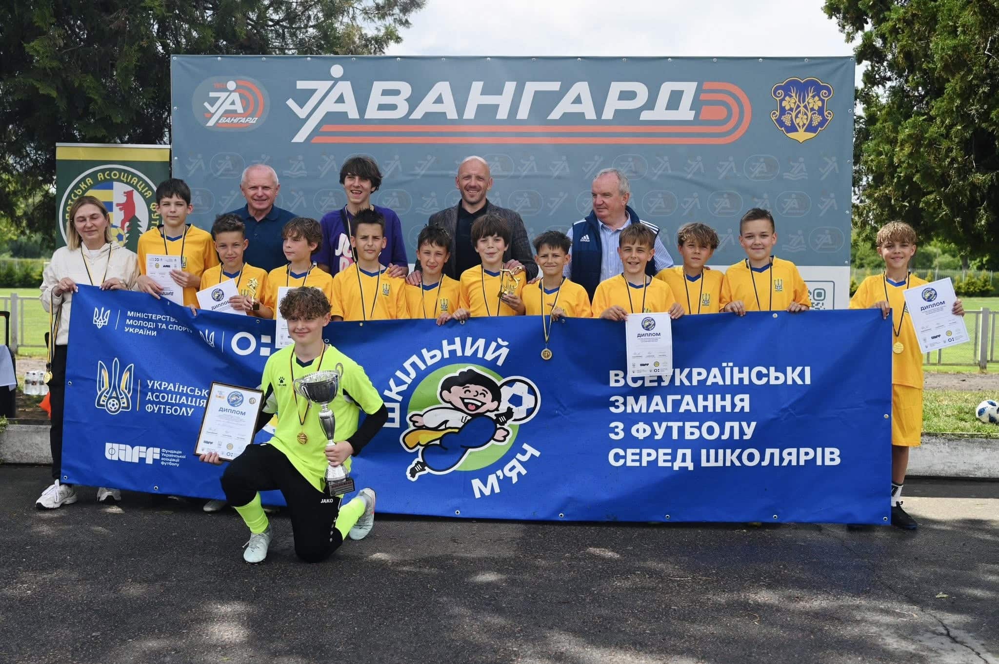 Ужгородські ліцеїсти стали переможцями обласного етапу змагань з футболу «Шкільний мʼяч»