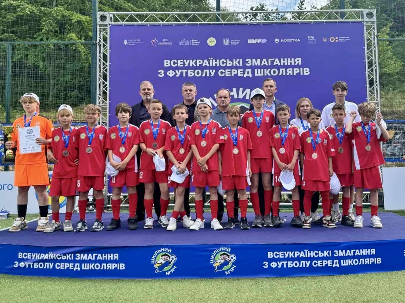 Команда Ужгородського ліцею імені Августина Волошина – у топ-8 всеукраїнського турніру «Шкільний м’яч»