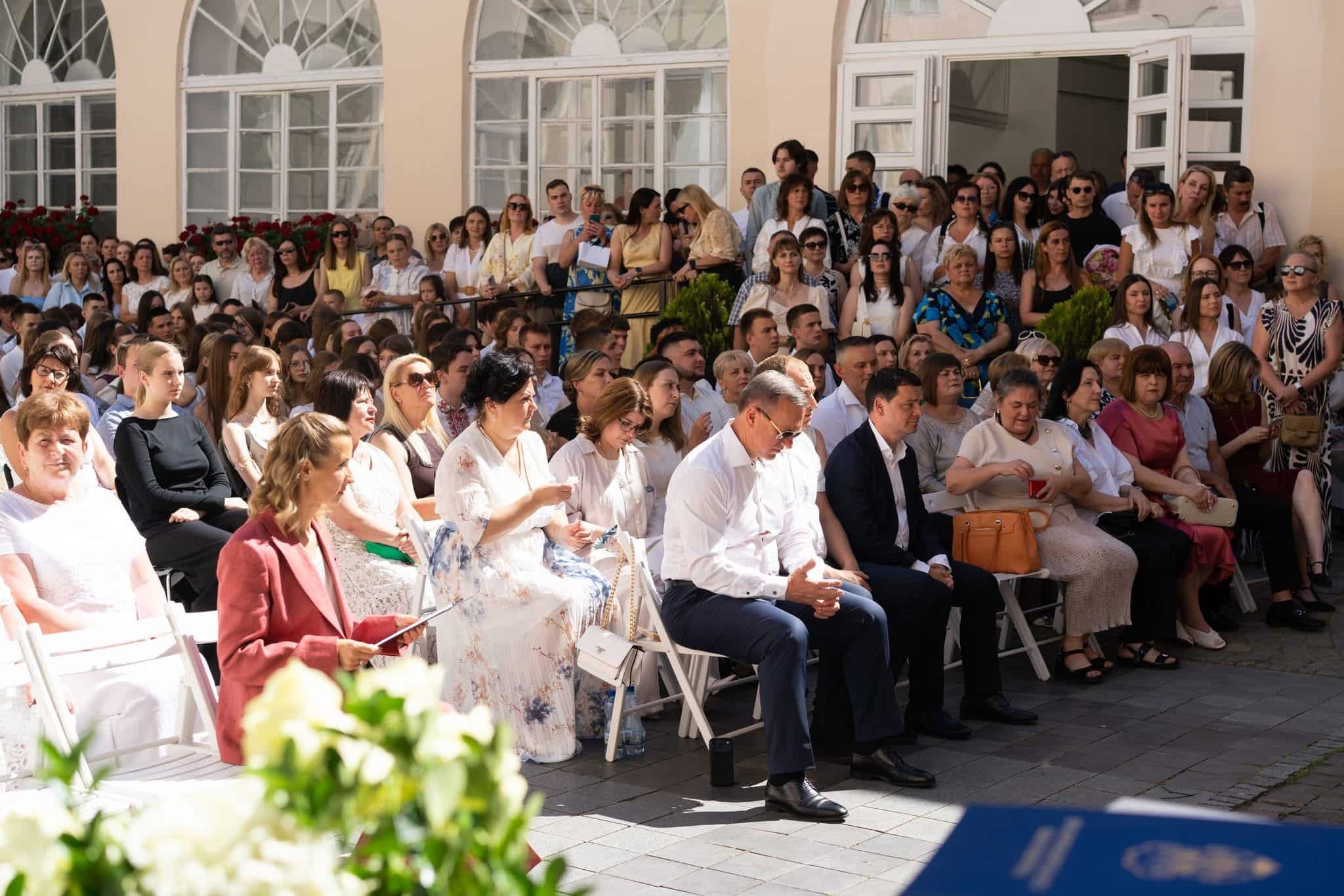 В Ужгороді відзначили кращих випускників за підсумками 2025/2026 навчального року